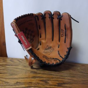 Baseball / Softball glove, 13″ Rawlings